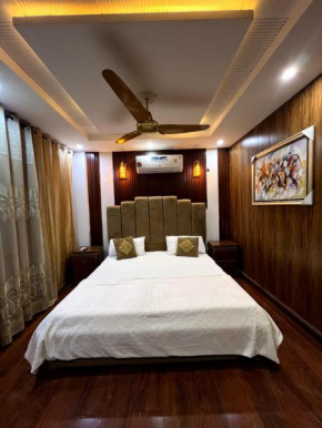 Entire Luxury 1 Bed Apartment Near Eiffel Tower Bahria Town Lahore